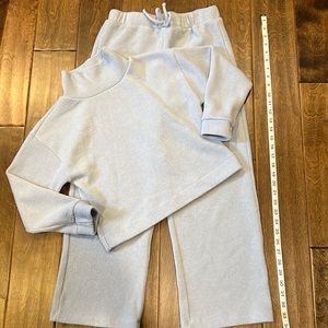 Girls light blue what time outfit GB 12/14